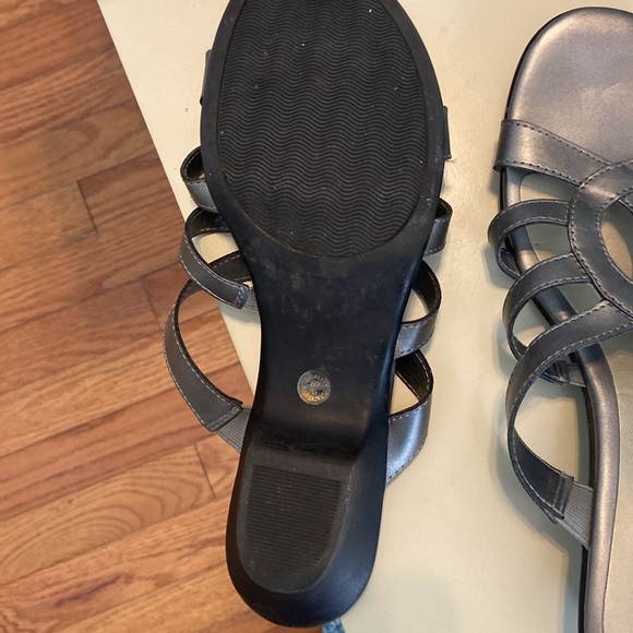 east 5th silver sandals - Picture 2 of 3